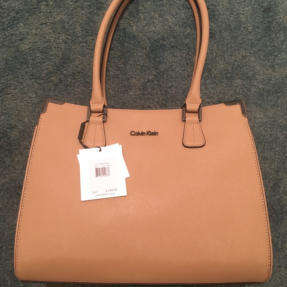 NWT‼️ Authentic Calvin Klein leather handbag